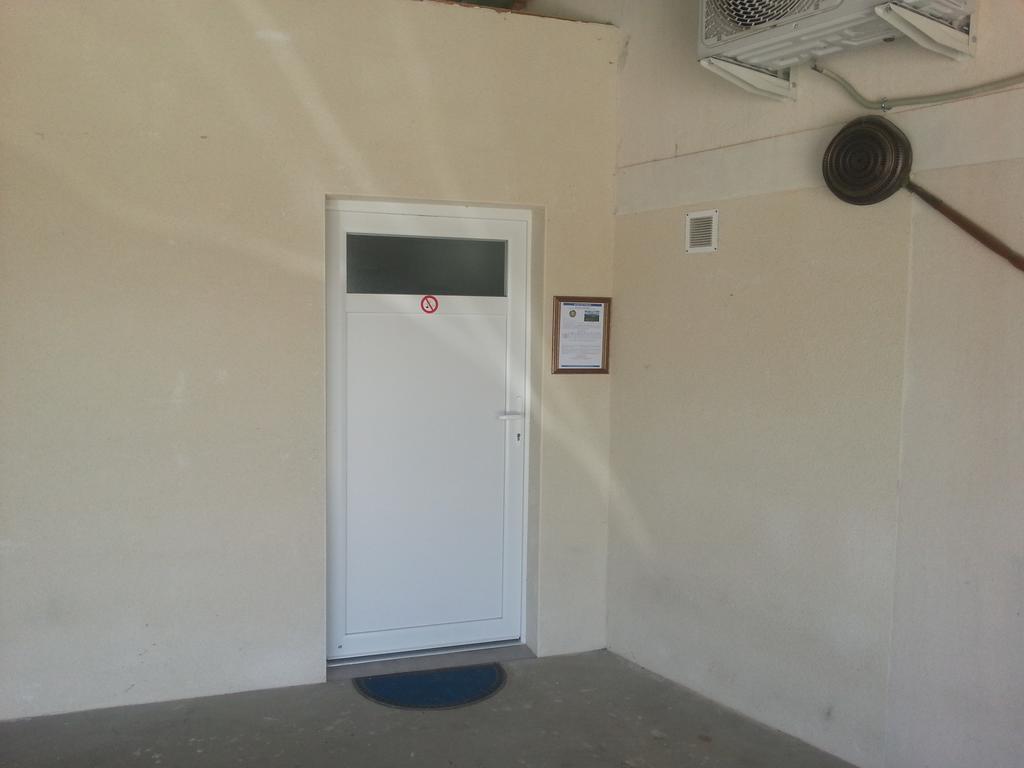 Chambre D'Hotes Les Ormeaux Saint-Georges-des-Côteaux Kültér fotó